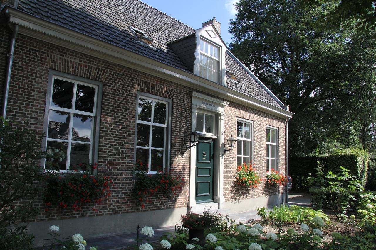 לינה וארוחת בוקר Netersel De Oude Pastorie מראה חיצוני תמונה